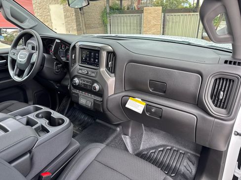 New 2026 GMC Sierra 1500 Pro w/ Pro Value Package image 17