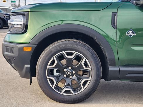 New 2025 Ford Bronco Sport Outer Banks w/ Outer Banks Tech Package+ image 9