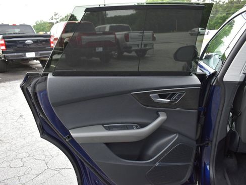 Used 2020 Audi Q8 Prestige w/ Prestige Package AWD/4WD image 34
