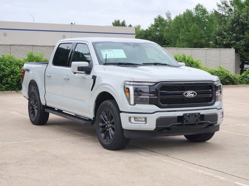 Used 2024 Ford F150 Lariat w/ FX4 Off-Road Package AWD/4WD image 3