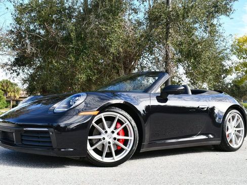 Used 2022 Porsche 911 Carrera 4S image 22