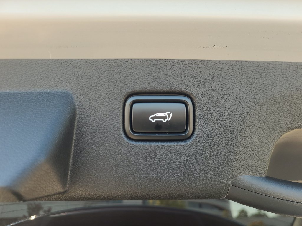 Used 2024 Kia Sportage SX FWD image 15