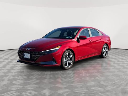 Used 2023 Hyundai Elantra Limited FWD image 3