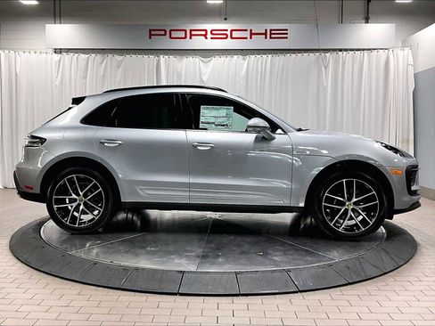 New 2026 Porsche Macan image 8
