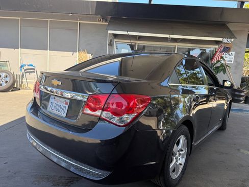 Used 2015 Chevrolet Cruze LT image 8