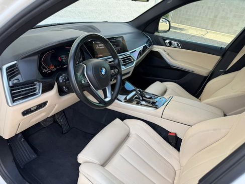 Used 2019 BMW X5 xDrive40i w/ Convenience Package AWD/4WD image 12