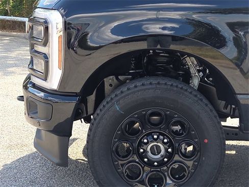 New 2026 Ford F250 Lariat w/ Black Appearance Package image 5