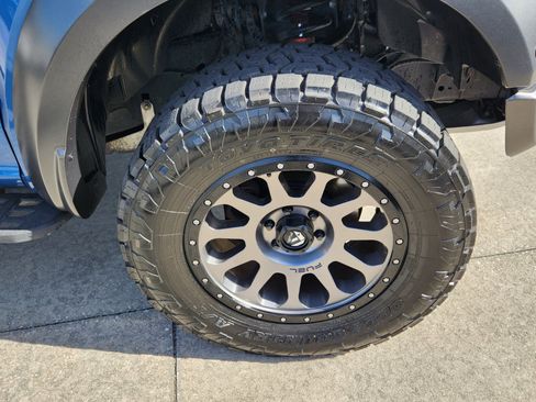 Used 2019 Ford F150 Raptor w/ Equipment Group 802A Luxury image 12