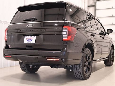 Certified 2024 Ford Expedition Limited AWD/4WD image 10