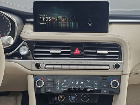 New 2026 Genesis G70 2.5T Prestige image 13
