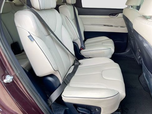 Used 2023 Hyundai Palisade Calligraphy image 29