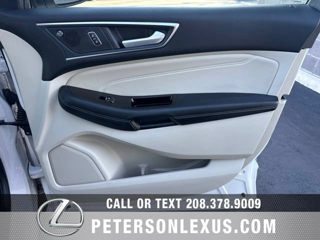 Used 2019 Ford Edge Titanium w/ Cold Weather Package AWD/4WD image 12