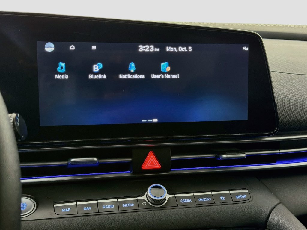 Used 2024 Hyundai Elantra SEL FWD image 25