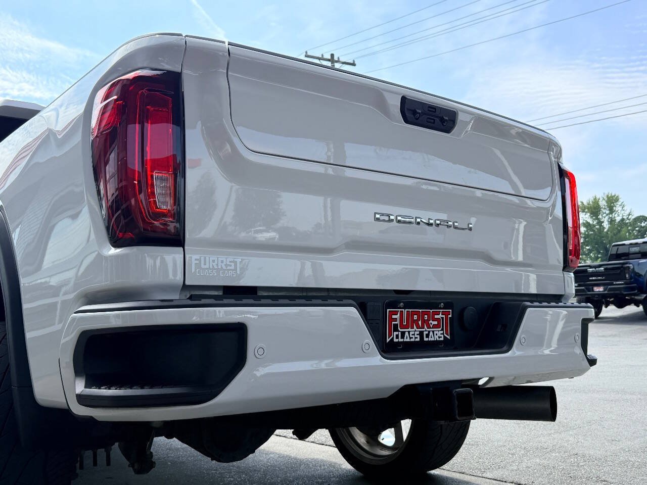 Used 2023 GMC Sierra 2500 Denali w/ Denali Ultimate Package AWD/4WD image 8
