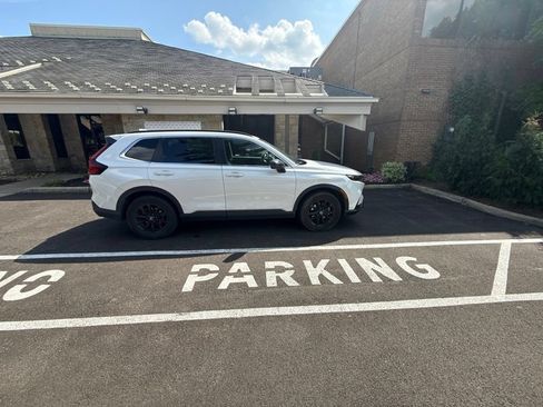 Certified 2024 Honda CR-V Sport image 5