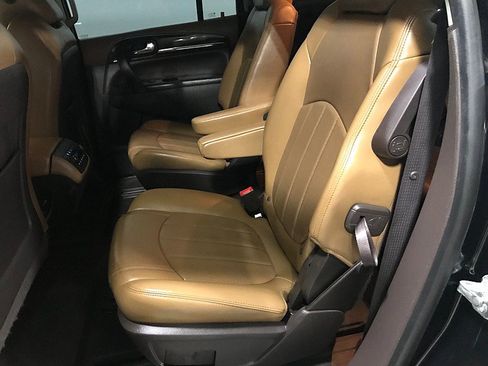Used 2017 Buick Enclave Premium w/ Experience Buick Package FWD image 17