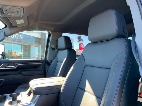 New 2026 GMC Sierra 3500 SLT w/ SLT Convenience Package image 18