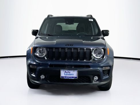 Used 2022 Jeep Renegade Altitude w/ Convenience Group AWD/4WD image 2