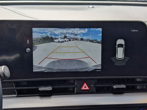 Certified 2025 Kia Sportage EX AWD/4WD image 19
