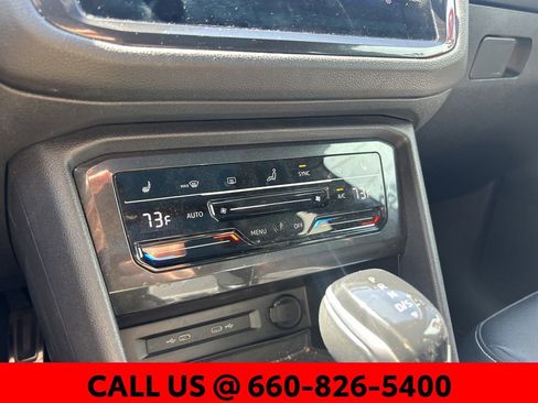 Used 2022 Volkswagen Tiguan SE R-Line image 13