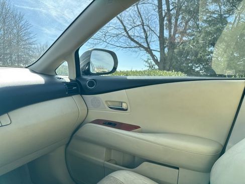 Used 2011 Lexus RX 350 2WD image 24