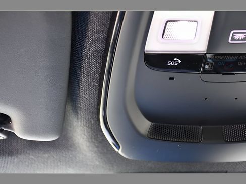 Certified 2023 Volvo C40 P8 Recharge Plus w/ Climate Package AWD/4WD image 38