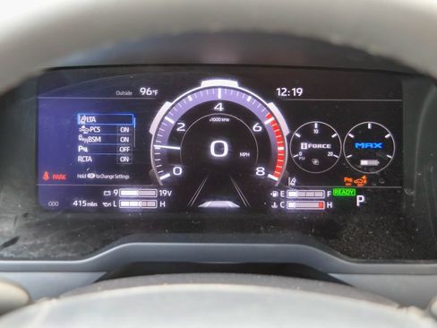 Used 2025 Toyota Tundra Limited RWD image 12