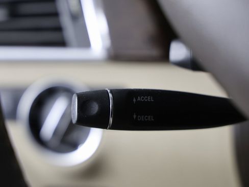 Used 2014 Mercedes-Benz ML 350 4MATIC image 25