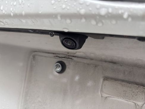 Used 2023 Subaru Outback Onyx Edition image 27