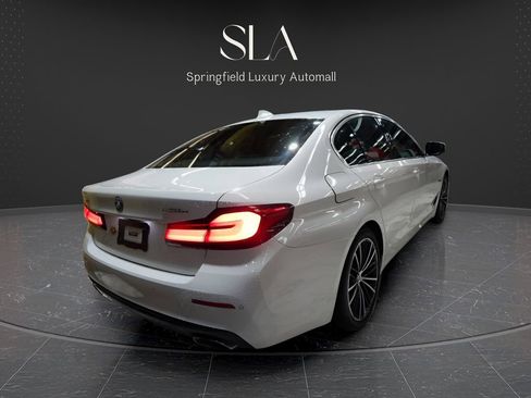 Used 2023 BMW 530e xDrive w/ Premium Package AWD/4WD image 5
