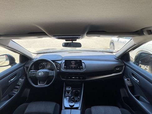 Used 2025 Nissan Rogue SV AWD/4WD image 35