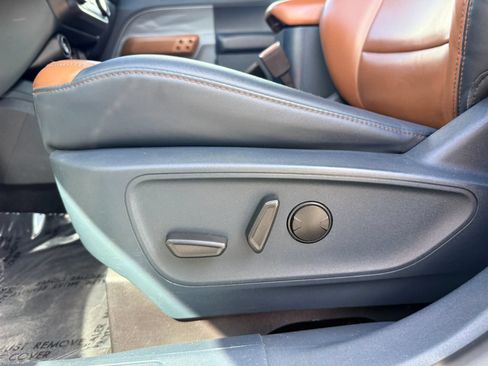 Used 2023 Ford Maverick Lariat w/ Lariat Luxury Package FWD image 19