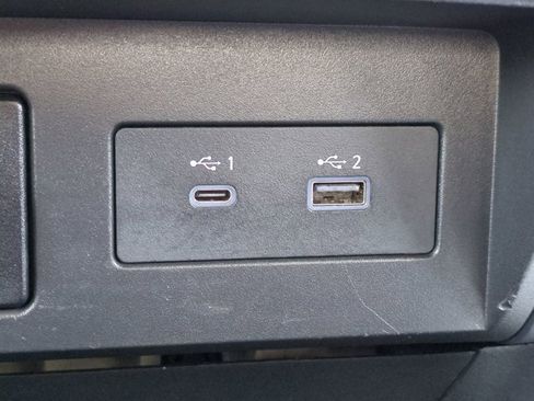 Certified 2022 Nissan Titan SV w/ SV Convenience Package image 22