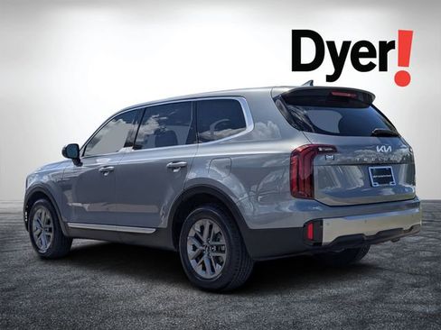 Certified 2025 Kia Telluride LX FWD image 7