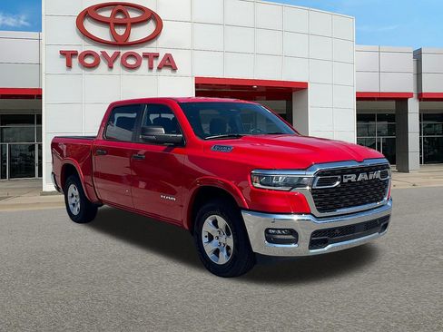 Used 2025 RAM 1500 Big Horn AWD/4WD image 30