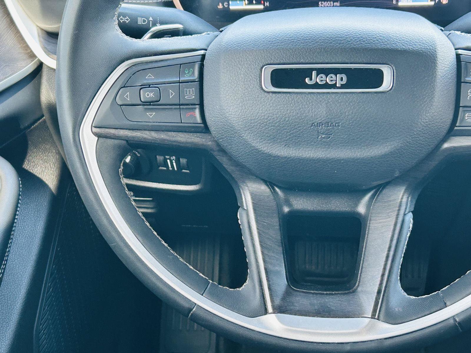 Used 2024 Jeep Grand Cherokee L Limited w/ Luxury Tech Group II AWD/4WD image 22