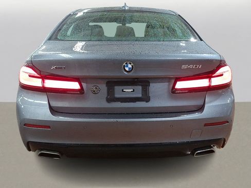 Used 2022 BMW 540i xDrive w/ Convenience Package image 4