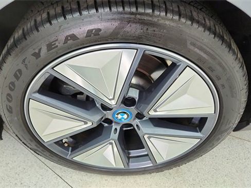 Used 2023 BMW i4 eDrive35 w/ Premium Package image 58