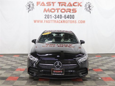 Used 2022 Mercedes-Benz A 220 4MATIC image 2