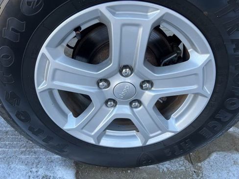 Certified 2018 Jeep Wrangler Unlimited Sport S image 10