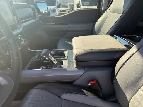 Used 2023 Ford F150 Lariat w/ Trailer Tow Package image 10