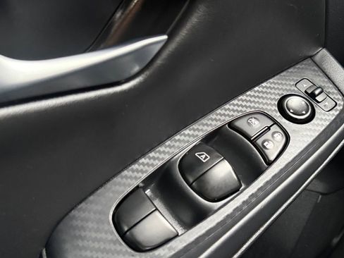 Certified 2025 Nissan Sentra SV image 28