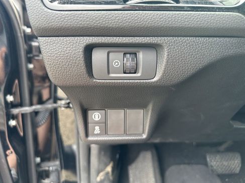 Used 2023 Honda Civic EX-L image 19