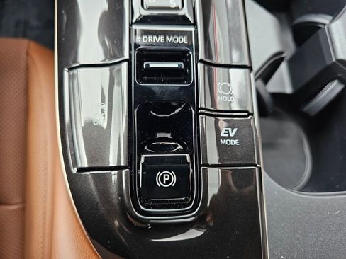 New 2026 Toyota Crown Signia image 20