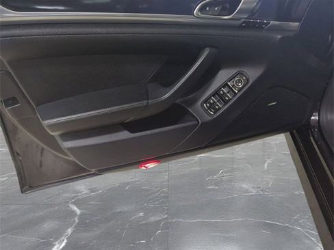 Used 2014 Porsche Panamera S image 21