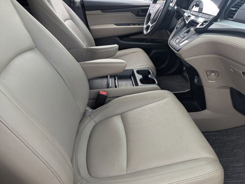 Used 2024 Honda Odyssey EX-L image 12