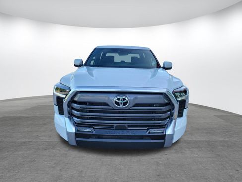 Used 2025 Toyota Tundra Limited AWD/4WD image 2
