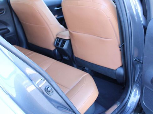 Used 2022 Lexus UX 250h w/ Accessory Package (Z2) AWD/4WD image 43