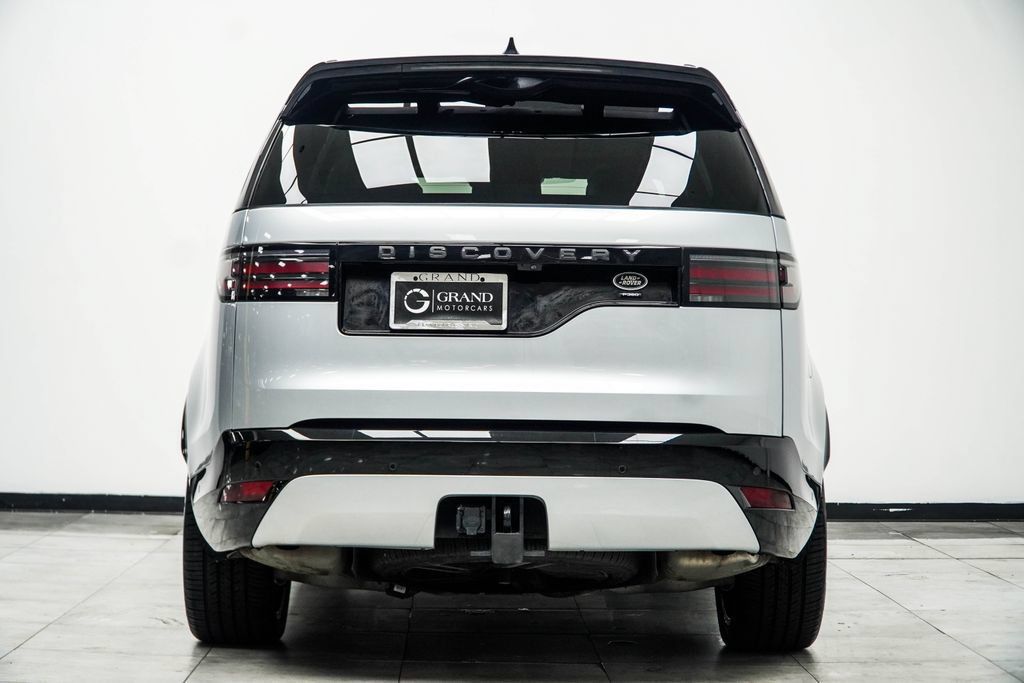 Used 2023 Land Rover Discovery HSE R-Dynamic AWD/4WD image 13