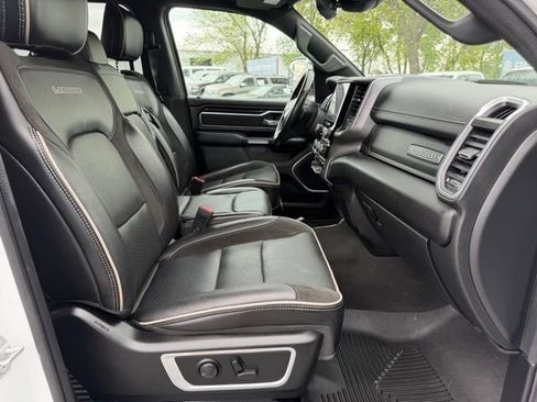 Used 2023 RAM 1500 Laramie AWD/4WD image 9